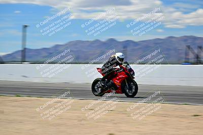 media/Mar-25-2024-Moto Forza (Mon) [[8d4319bd68]]/3-Intermediate Group/Session 4 (Front Straight Speed Pans)/